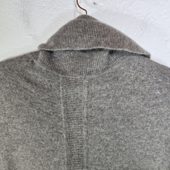 Tahari Pure Cashmere Cowl Neck Hi Low Sweater - Picture 2 of 11